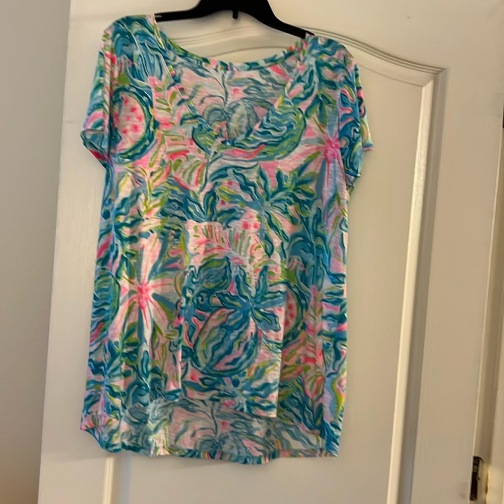 Lilly Pulitzer Pink and Green Graphic Short Sleeve T-Shirt